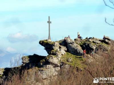 Parques Naturales Urbasa-Andía y Aralar - Nacedero del Urederra; fin de semana senderismo